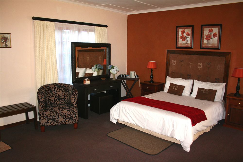 Thatchings Bed And Breakfast Nottingham Road Dış mekan fotoğraf