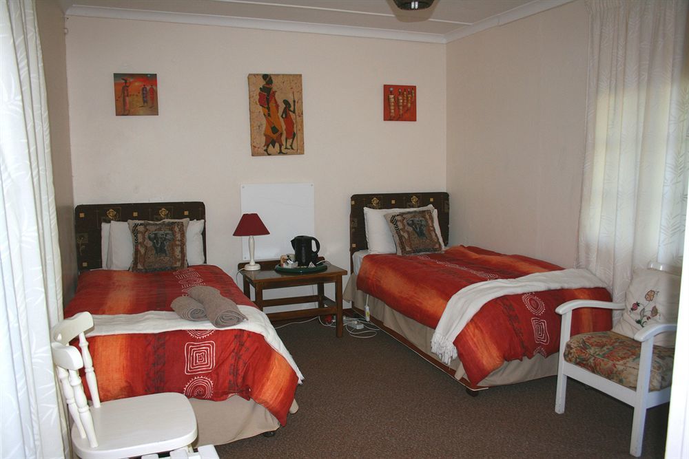 Thatchings Bed And Breakfast Nottingham Road Dış mekan fotoğraf